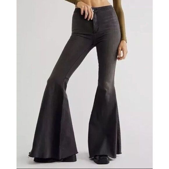 Free People We The Free Just Float On Velvet Flare Jeans Size 30 B34 - Picture 3 of 9